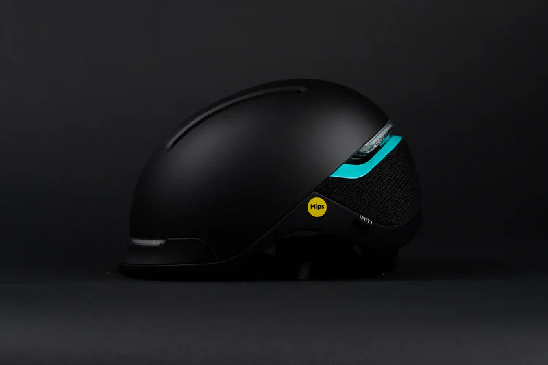 Mercedes-AMG PETRONAS F1 Team Smart Ebike Helmet