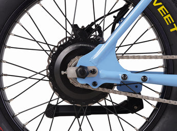 Zooz ZOOPER Fat Tire Moped Style Electric Bike